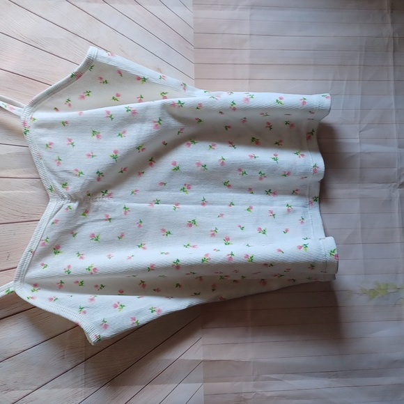 BP Strechty Camisole Pink Roses Tee Top Shirt Urban Outfitters - Picture 4 of 8